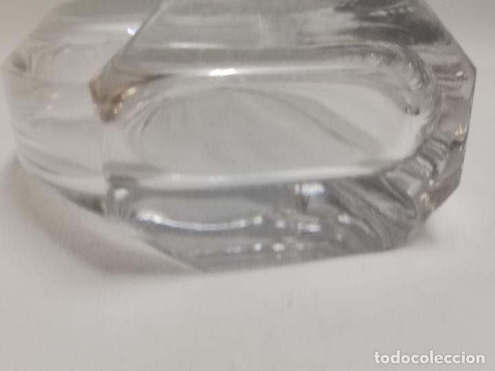 Antig&uuml;edades: JARRON DE CRISTAL GRABADO. S.XX. - Foto 4