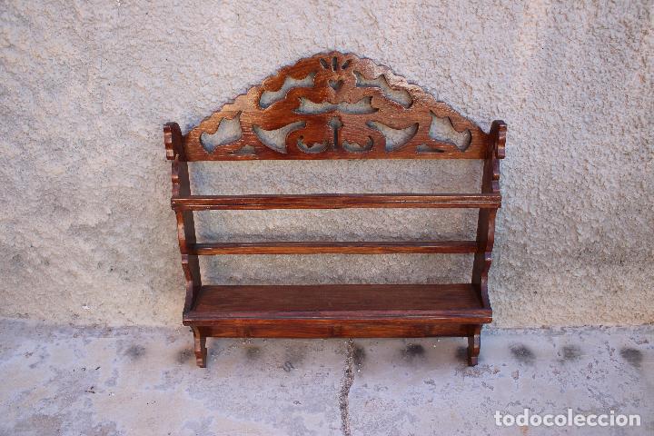 Antig&uuml;edades: repisa platera - Foto 1