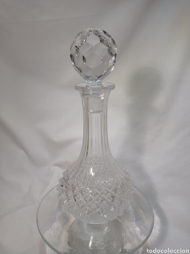 Antig&uuml;edades: BOTELLA DE CRISTAL PARA LICOR - Foto 1