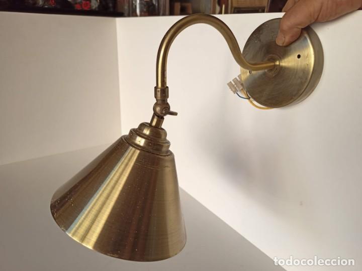 Antig&uuml;edades: L&aacute;mpara o aplique met&aacute;lico, orientable - Foto 2