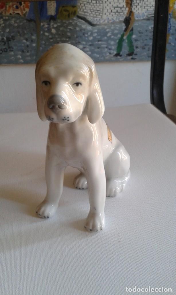 Antig&uuml;edades: PRECIOSO PERRO DE PORCELANA SANBO