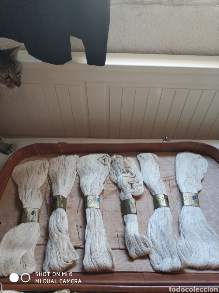 Antig&uuml;edades: Madejas de hilo a&ntilde;os 30 - Foto 1