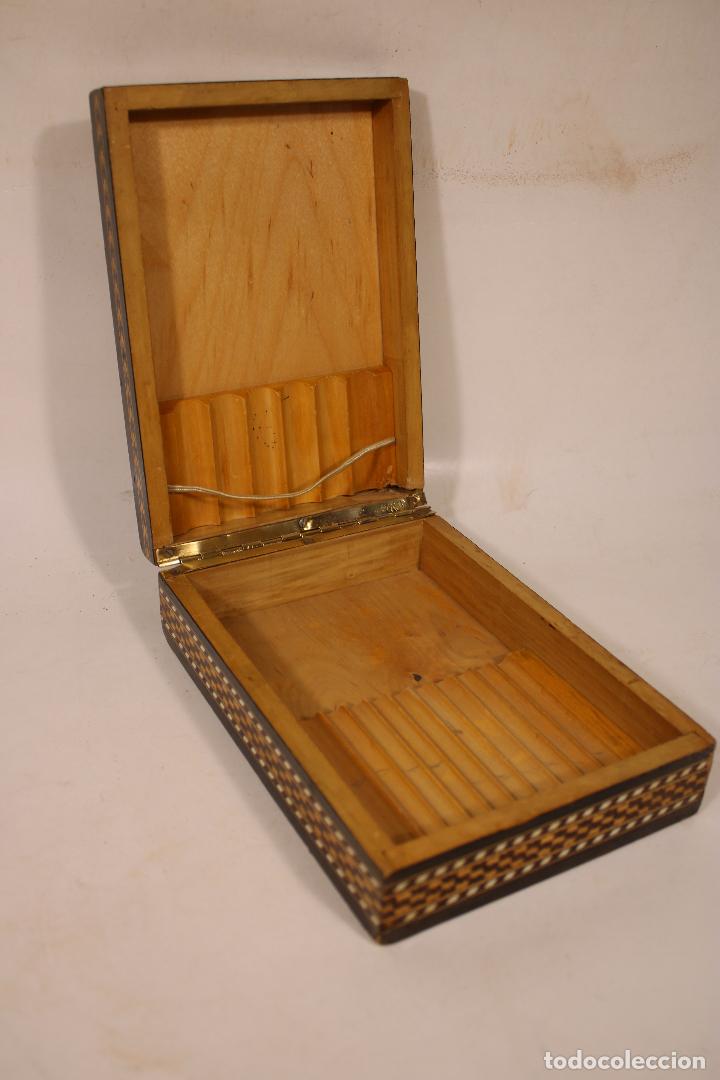 Antig&uuml;edades: caja taracea granadina para tabaco - Foto 5