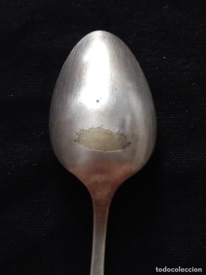 Antig&uuml;edades: cuchara antigua con ba&ntilde;o de plata - Foto 5