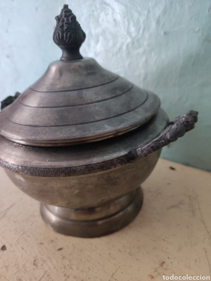 Antig&uuml;edades: Recipiente de esta&ntilde;o - Foto 3