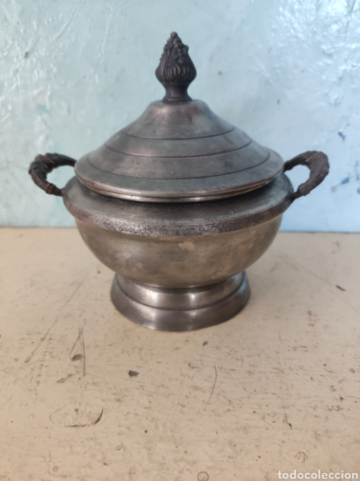 Antig&uuml;edades: Recipiente de esta&ntilde;o - Foto 1