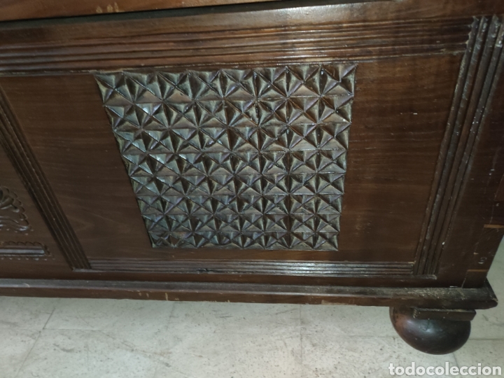 Antig&uuml;edades: Arca tallada roble - Foto 3