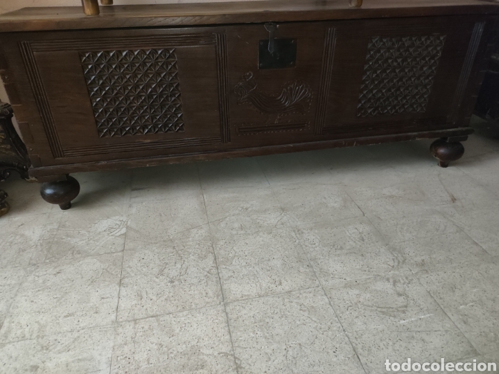Antig&uuml;edades: Arca tallada roble - Foto 1