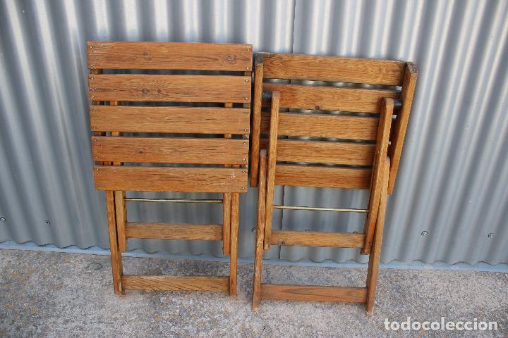 Antig&uuml;edades: 2 mesas/taburetes plegables de madera de pino - Foto 2