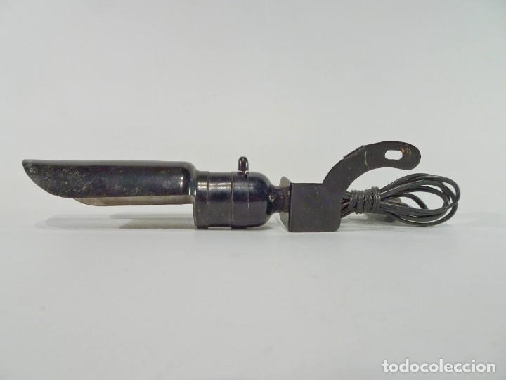Antig&uuml;edades: L&aacute;mpara de baquelita peque&ntilde;a - Foto 3