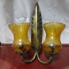 Antigüedades: ANTIGUA LAMPARA DE PARED DE HIERRO. Lote 355291450