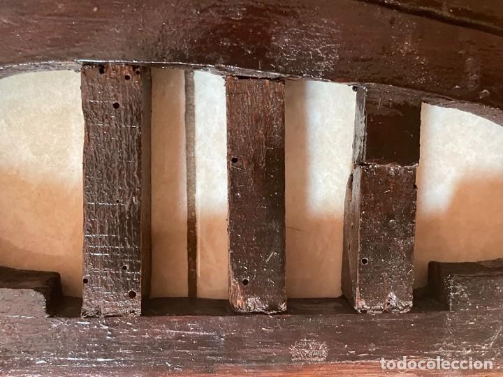 Antig&uuml;edades: Gran copete madera antiguo - Foto 9