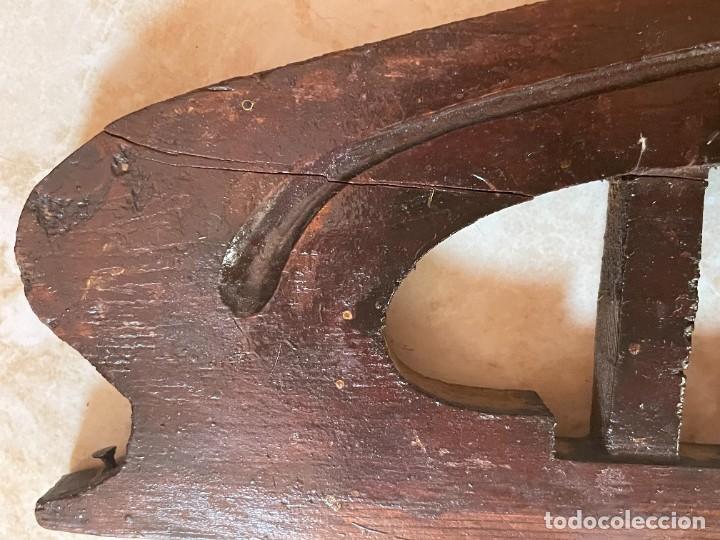 Antig&uuml;edades: Gran copete madera antiguo - Foto 10