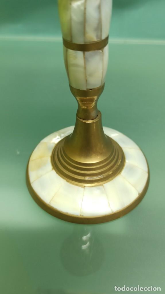Antig&uuml;edades: CANDELABROS BRONCE CON INCRUSTACIONES N&Aacute;CAR - Foto 6