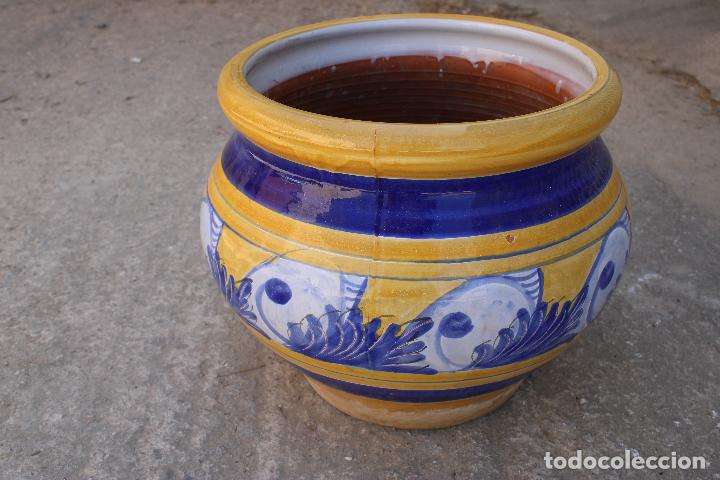 Antig&uuml;edades: macetero de ceramica - Foto 3