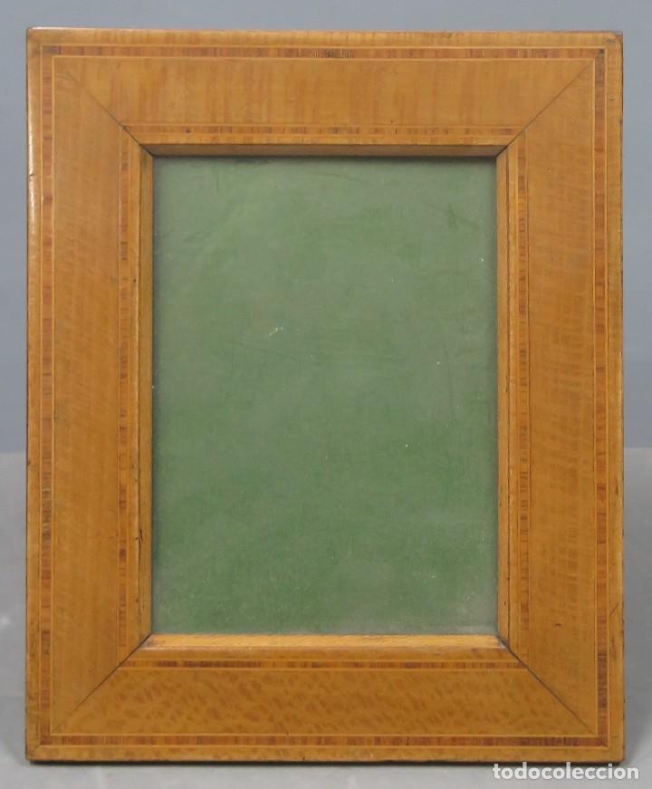 Antig&uuml;edades: MARCO DE MADERA TARACEA. HACIA 1940 - Foto 1
