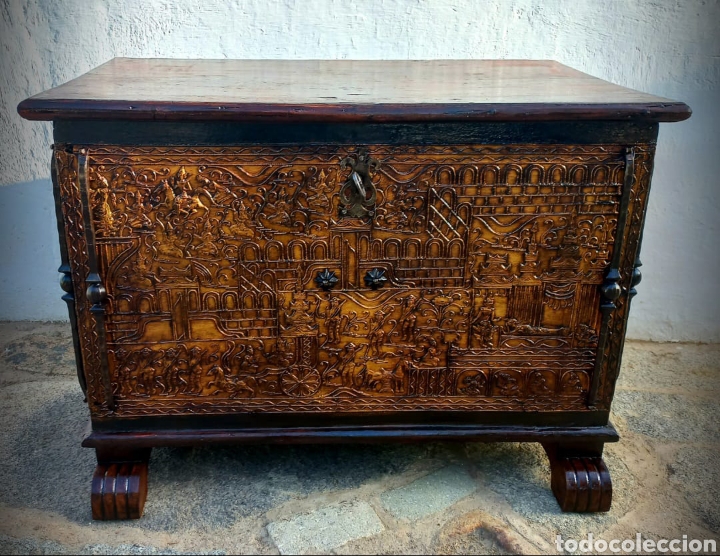 Antig&uuml;edades: Cofre policromado de madera - Foto 2