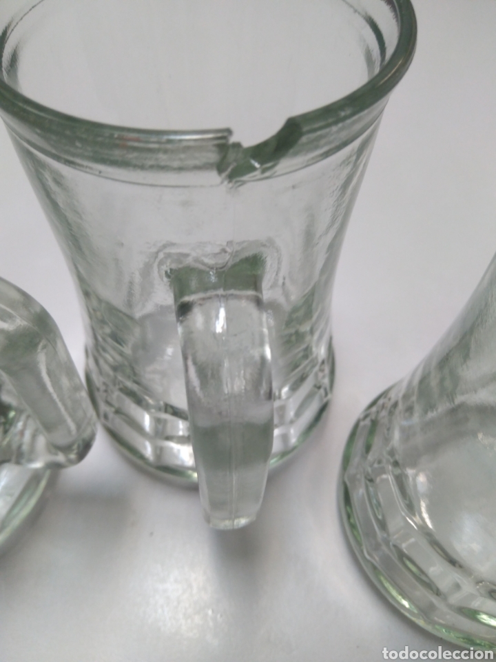 Antig&uuml;edades: Lote jarras de cristal - Foto 7