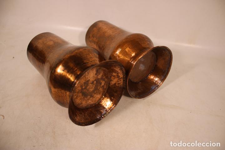 Antig&uuml;edades: 2 chocolateras antiguas de cobre - Foto 3