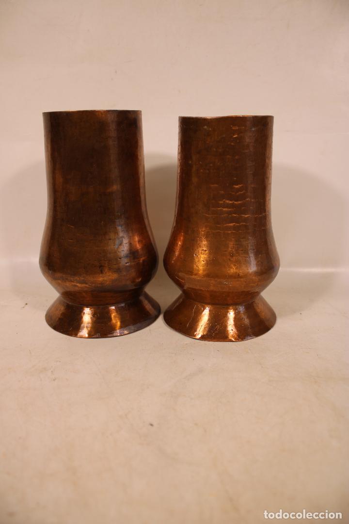 Antig&uuml;edades: 2 chocolateras antiguas de cobre - Foto 1