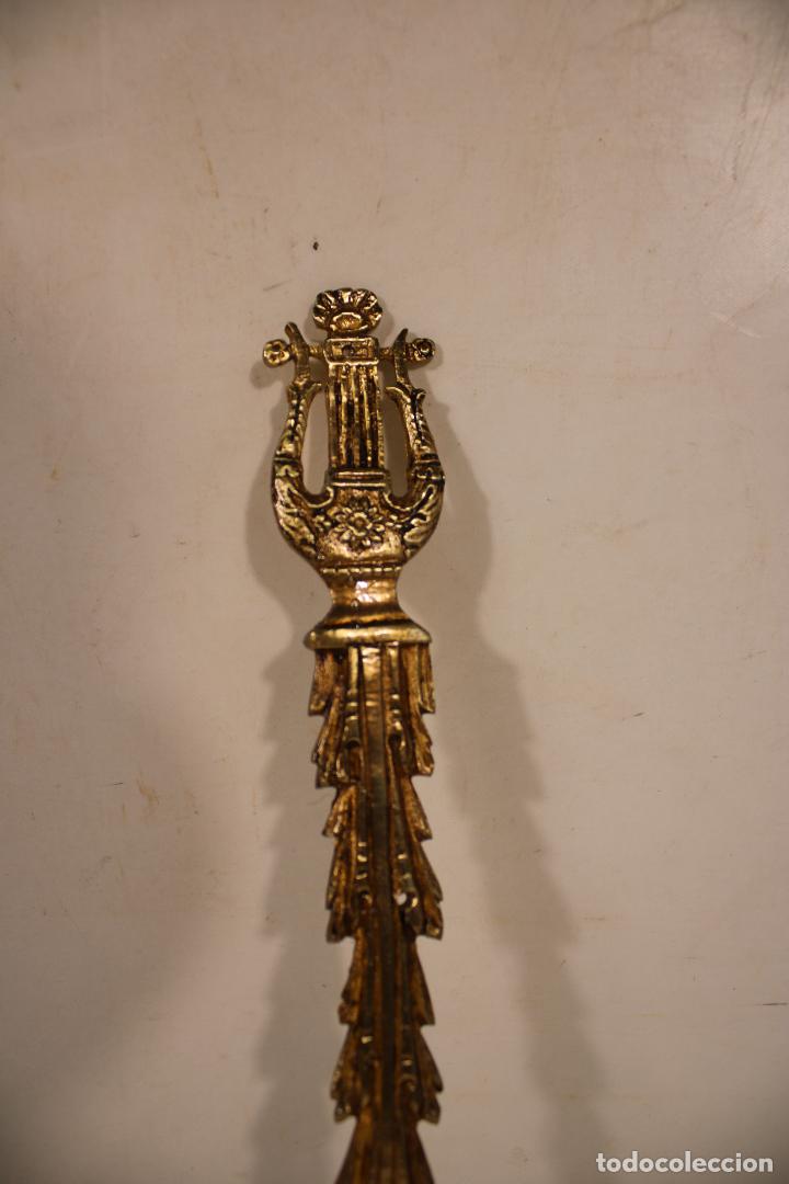 Antiguidades: adorno figura lira imperio bronce para mueble