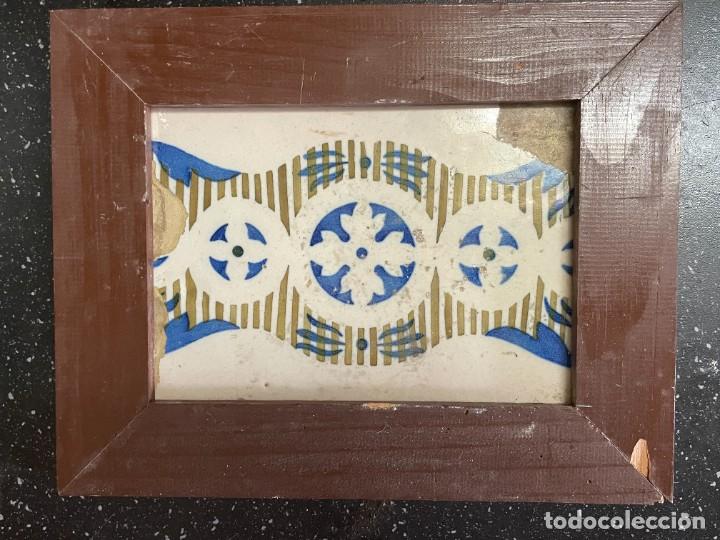 Antig&uuml;edades: Bonito azulejo cenefa antiguo - Foto 1