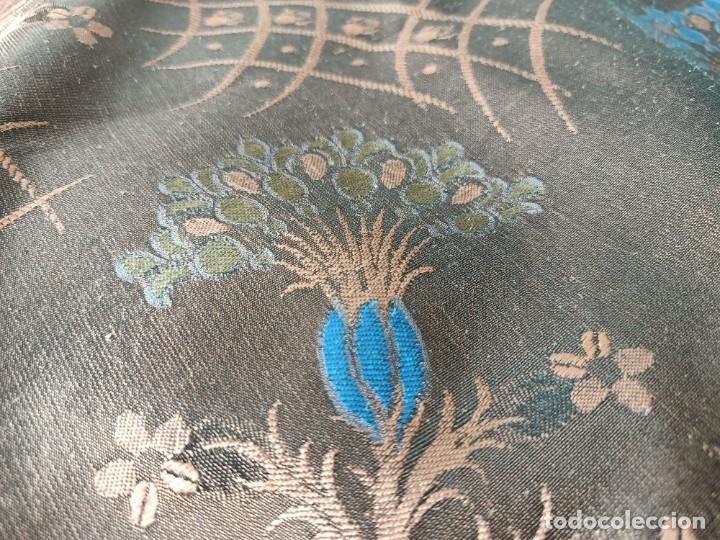 Antig&uuml;edades: Pa&ntilde;uelo brocado en seda - Foto 12