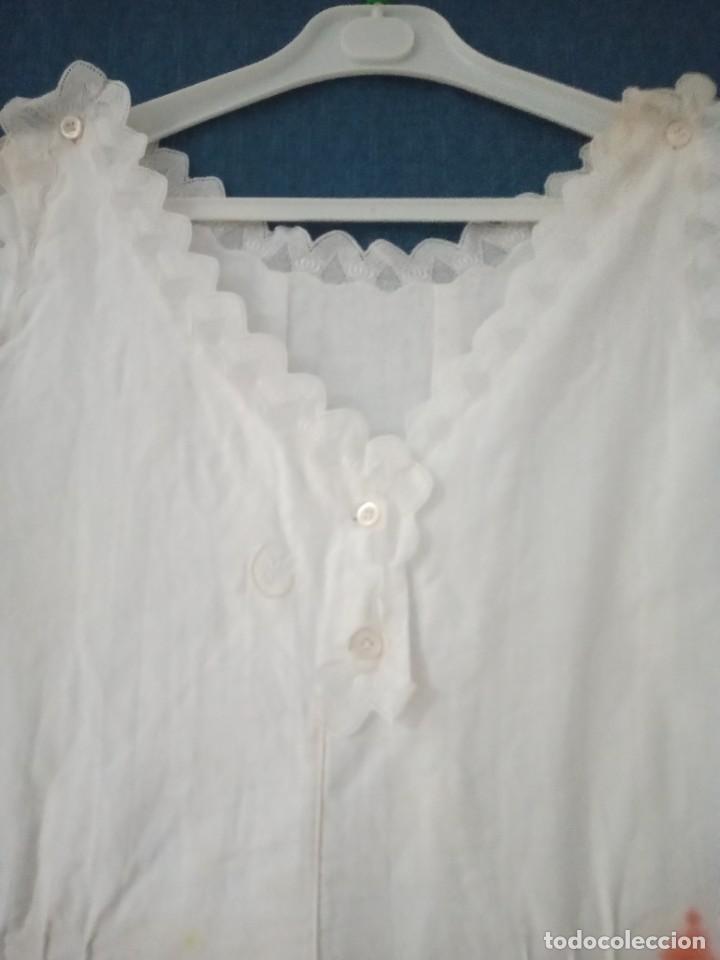 Antig&uuml;edades: ANTIGUO CAMIS&Oacute;N DE ALGOD&Oacute;N CON PUNTILLA DE ENCAJE - Foto 3