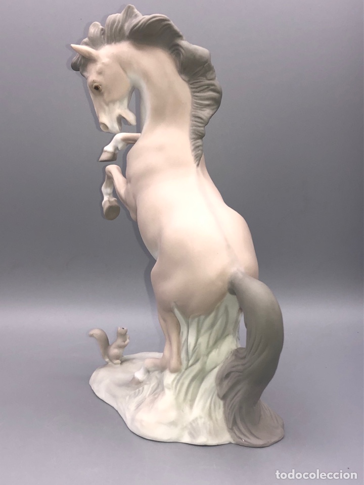 Antig&uuml;edades: REF: 01010356.13 &ldquo;CABALLO Y ARDILLA&rdquo; LLADR&Oacute; - Foto 2
