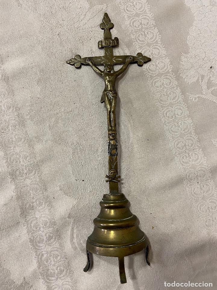 Antig&uuml;edades: C.55-Cruz de bronce S. VXIII. Altar - Foto 2