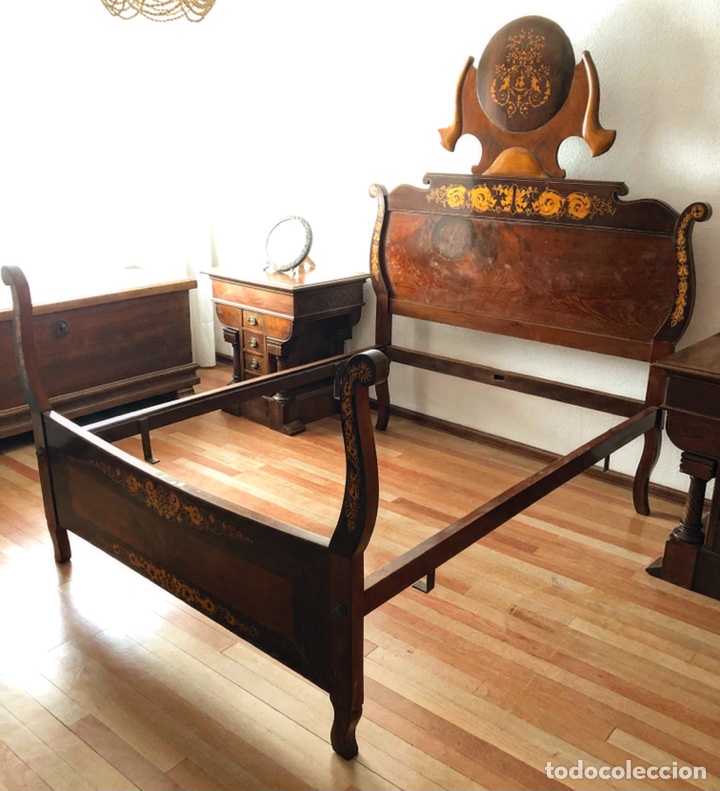 Antig&uuml;edades: Cama siglo XIX, tipo &laquo;Isabelino&raquo; - Foto 2