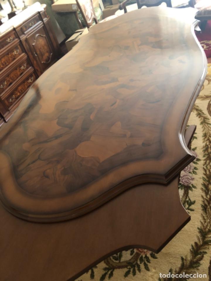 Antig&uuml;edades: Mesa tallada extensible - Foto 4