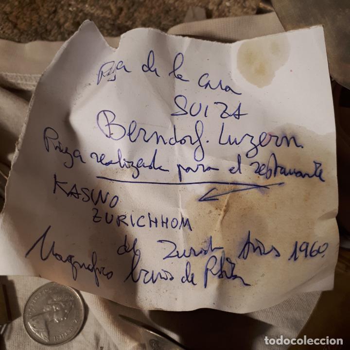Antig&uuml;edades: Lote de objetos de metal y plata - Foto 3