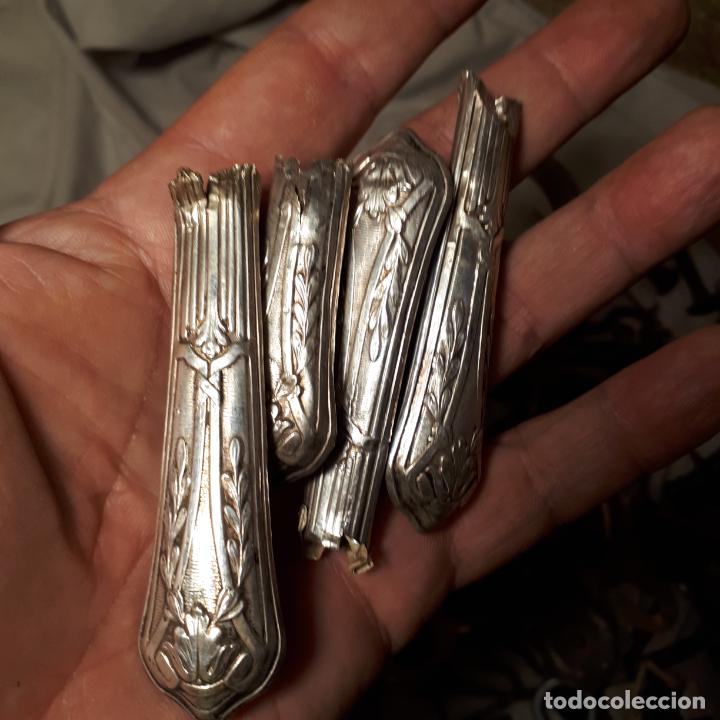 Antig&uuml;edades: Lote de objetos de metal y plata - Foto 13
