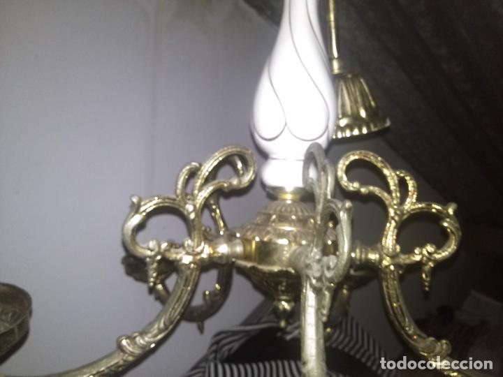 Antig&uuml;edades: L&aacute;mpara techo de porcelana y bronce - Foto 5