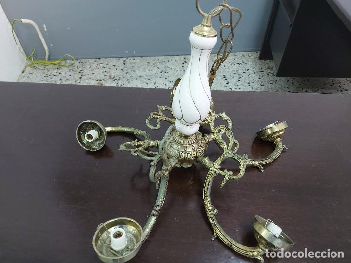 Antig&uuml;edades: L&aacute;mpara techo de porcelana y bronce - Foto 7