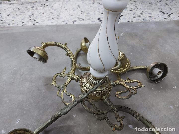 Antig&uuml;edades: L&aacute;mpara techo de porcelana y bronce - Foto 8