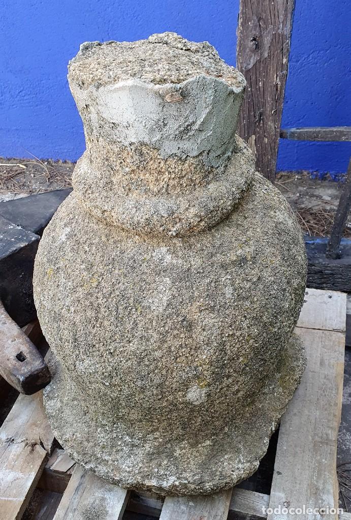 Antig&uuml;edades: COPA MACIZA DE PIEDRA CON PEANA - Foto 2