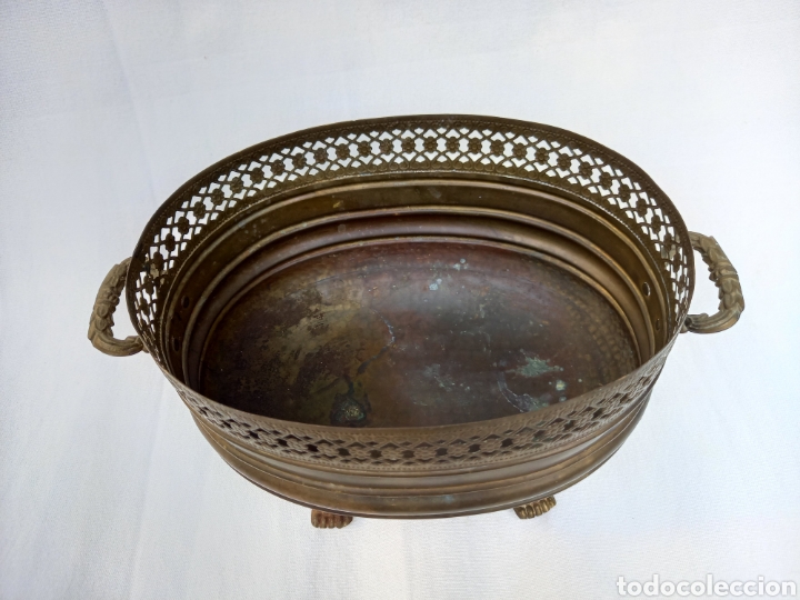 Antig&uuml;edades: Centro de mesa en bronce/ lat&oacute;n. - Foto 4