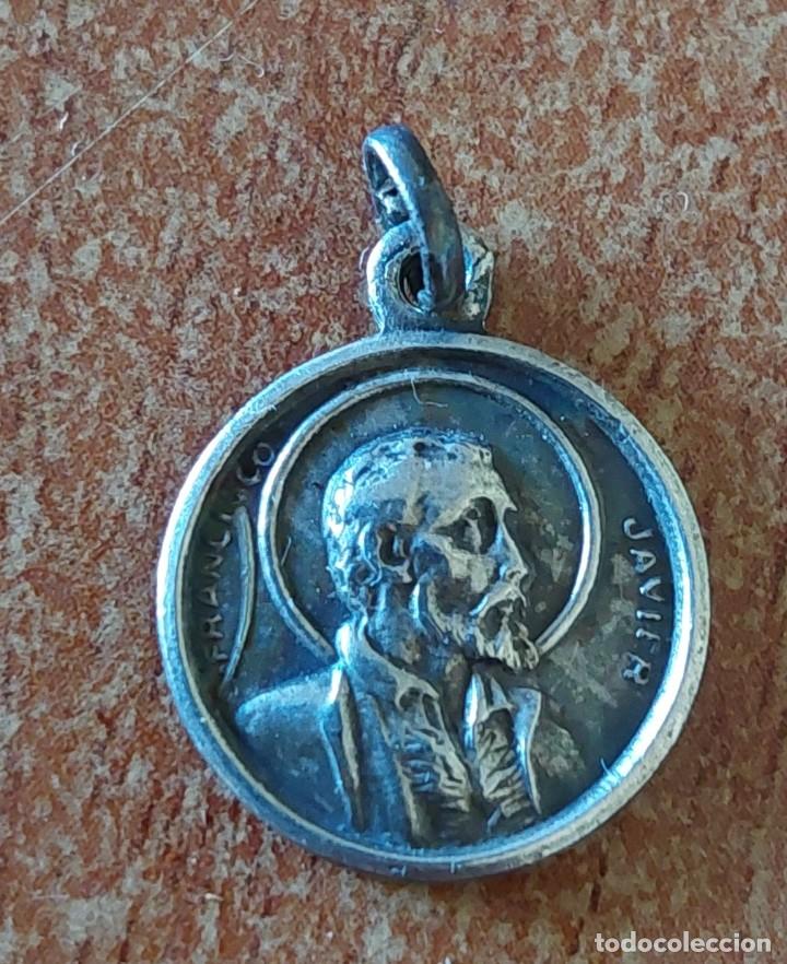 Antig&uuml;edades: Medalla plata Francisco Javier - Foto 1