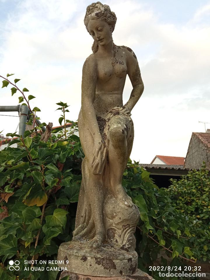 Antig&uuml;edades: Figura de marmol - Foto 1