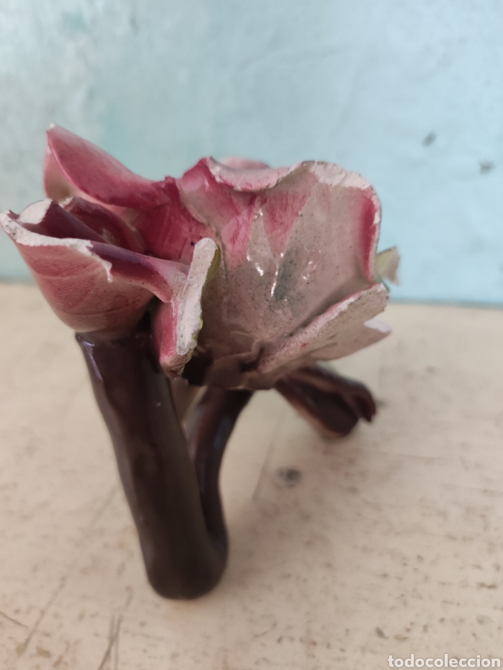 Antig&uuml;edades: Rosa de cer&aacute;mica - Foto 3