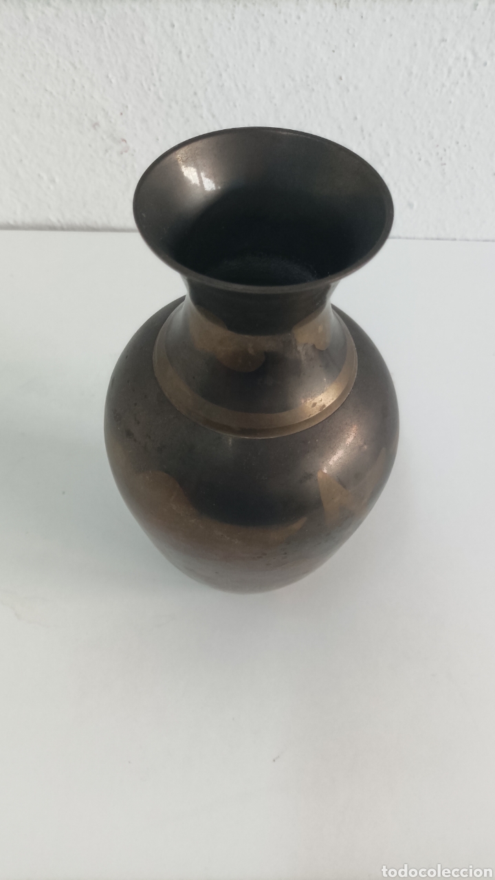 Antig&uuml;edades: Florero o jarr&oacute;n antiguo de cobre - Foto 3