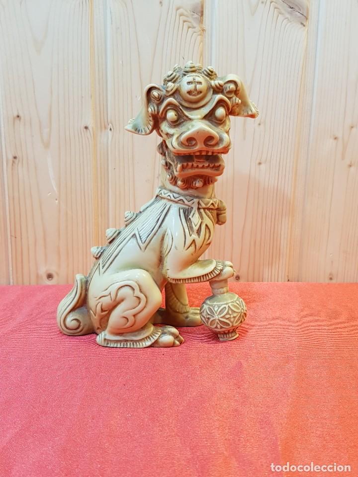 Antig&uuml;edades: PERRO FOO ALABASTRO TALLADO - Foto 1