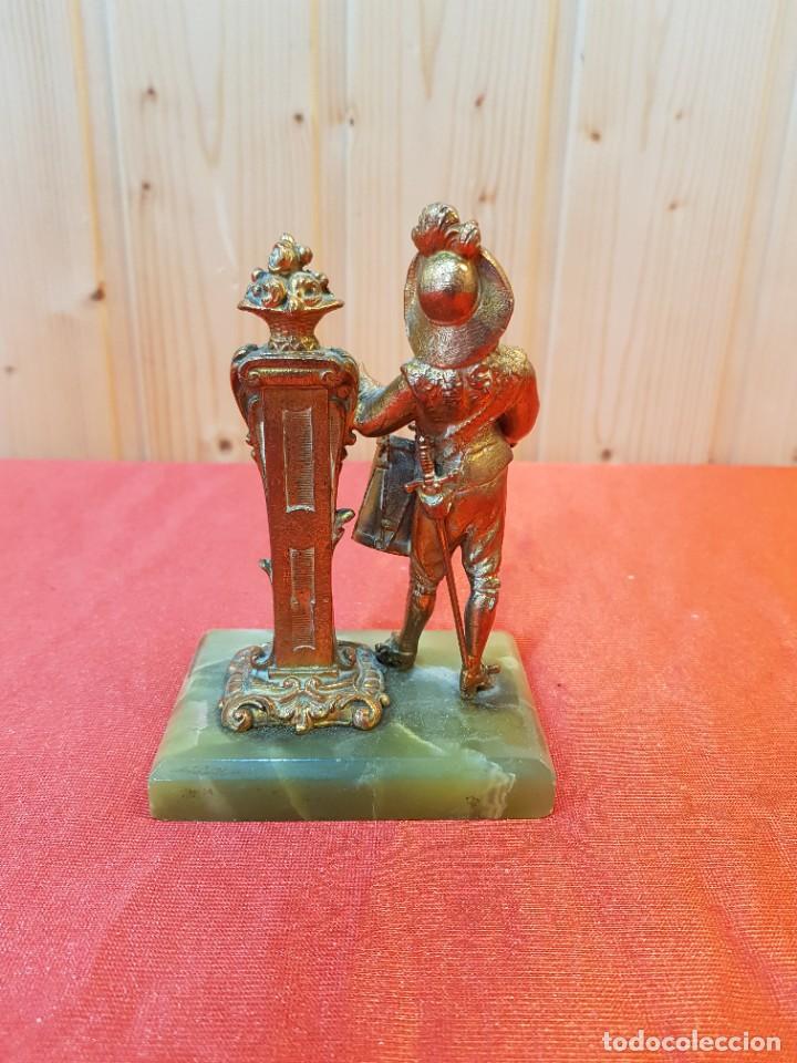 Antig&uuml;edades: TERMOMETRO FIGURA DE BRONCE Y BASE DE JADE - Foto 4