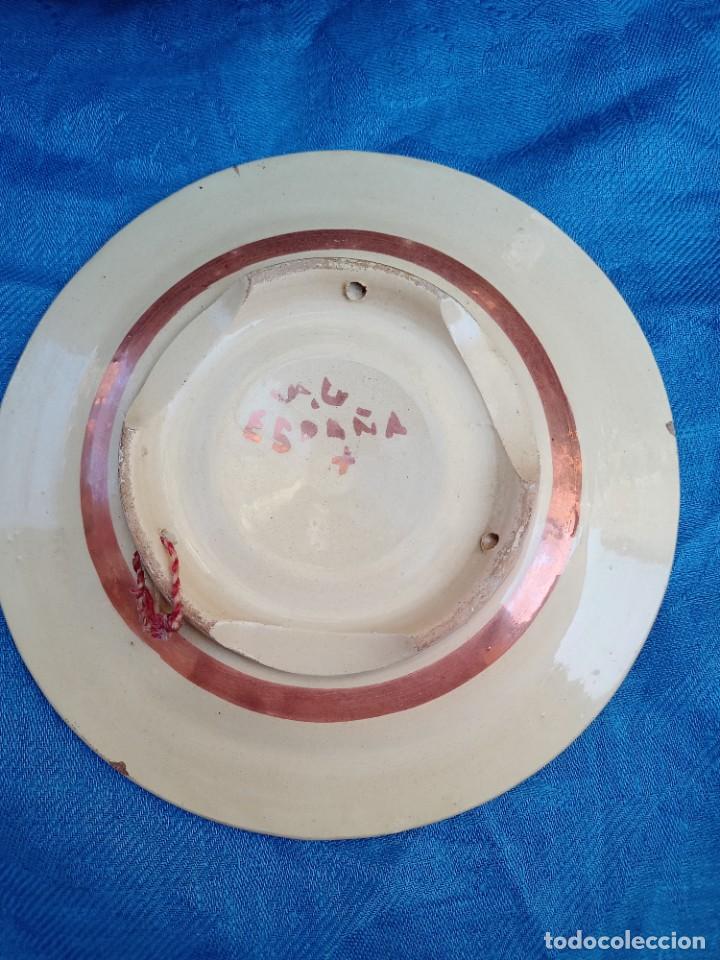 Antig&uuml;edades: Plato Manises cobre - Foto 5