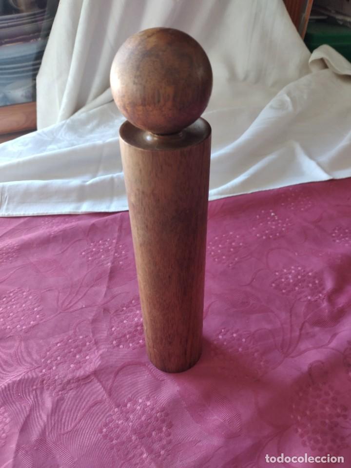 Antig&uuml;edades: Molinillo de pimienta de madera,swisse made - Foto 2