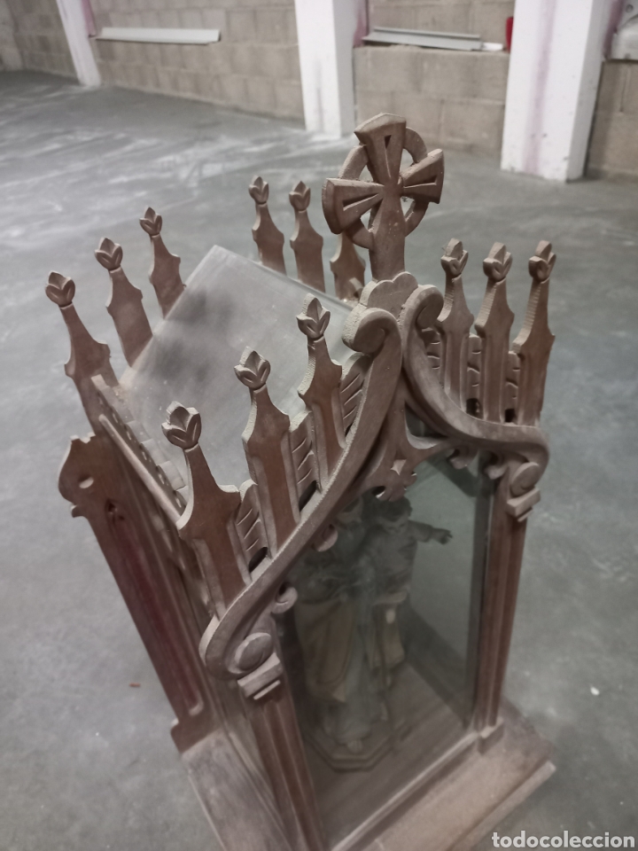 Antig&uuml;edades: Capilla de madera para imagen religiosa. - Foto 4