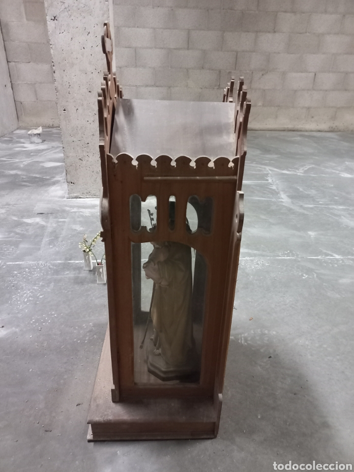 Antig&uuml;edades: Capilla de madera para imagen religiosa. - Foto 7