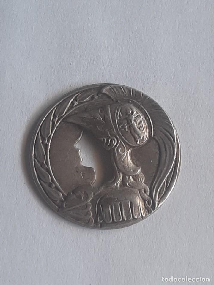 Antig&uuml;edades: Medalla modernista - Foto 3